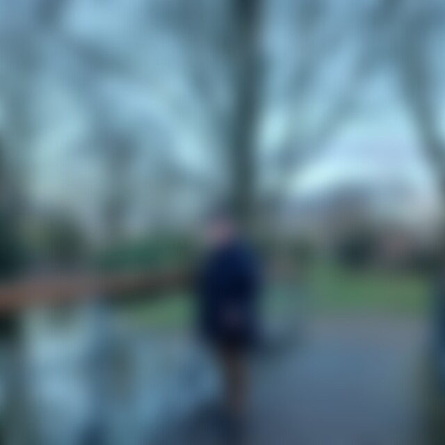 dernik (56) aus D......