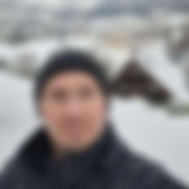vitaliweber (45) aus Neuenburg