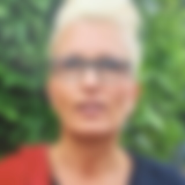 25100826 (57) aus Rastatt