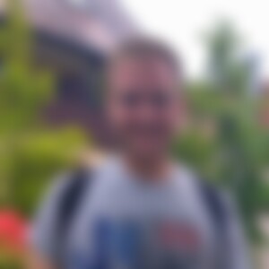 Manu27 (31) aus bei Ulm