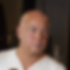 Tschawo (65) aus Berlin