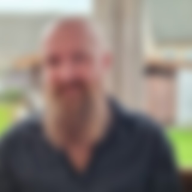 tzkiWaldi (39) aus Petershagen
