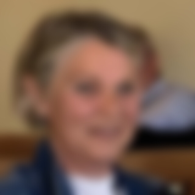 Rosemarie (67) aus Schwaig