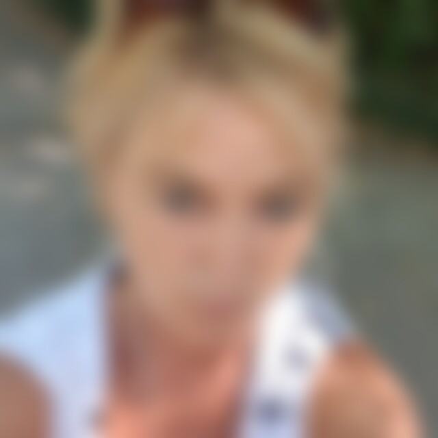 Anett (56) aus Holzgerlingen