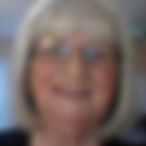 Steffi51 (75) aus Breckerfeld