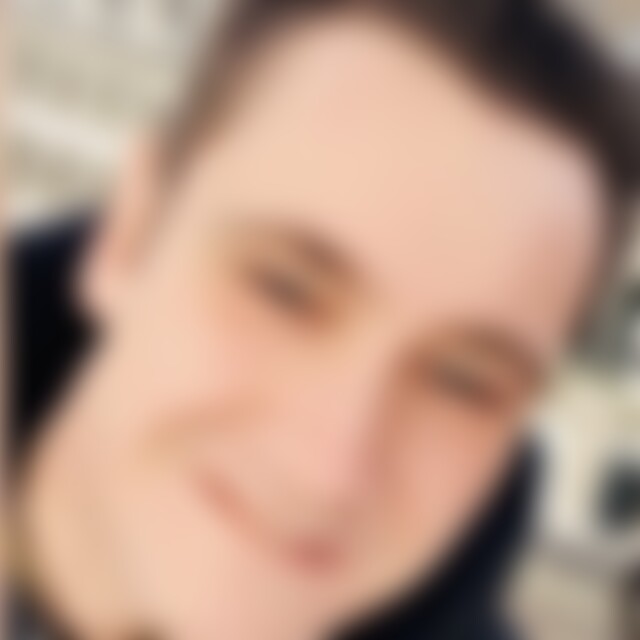 Lichtmensch (39) aus Essen