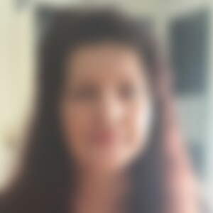 Angieelaine (69) aus Heilbronn
