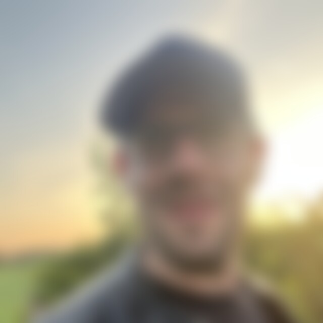 Chris93H (32) aus Solingen