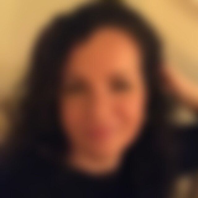 Tania (47) aus Riehen