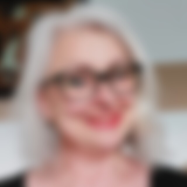 Belladonnaa (58) aus Wiesbaden