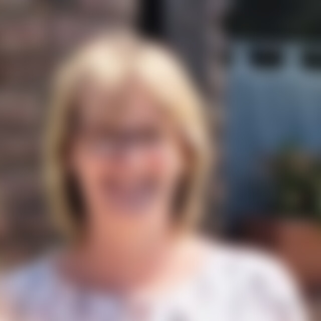 Flieder72 (53) aus Schleswig Holstein