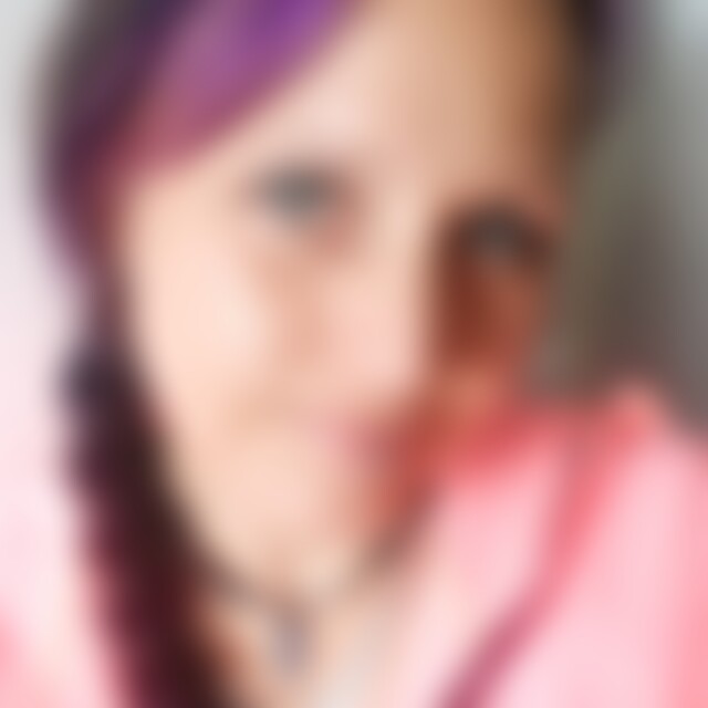 Cherry85 (40) aus ....