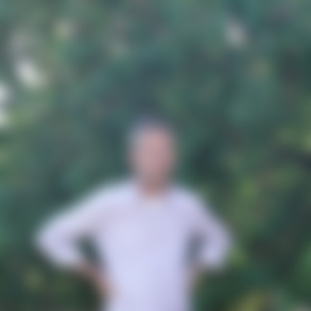 Tedesco (46) aus Regensburg