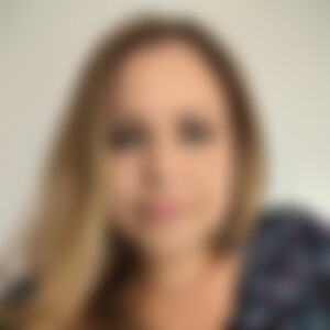 Laula (37) aus Kempten