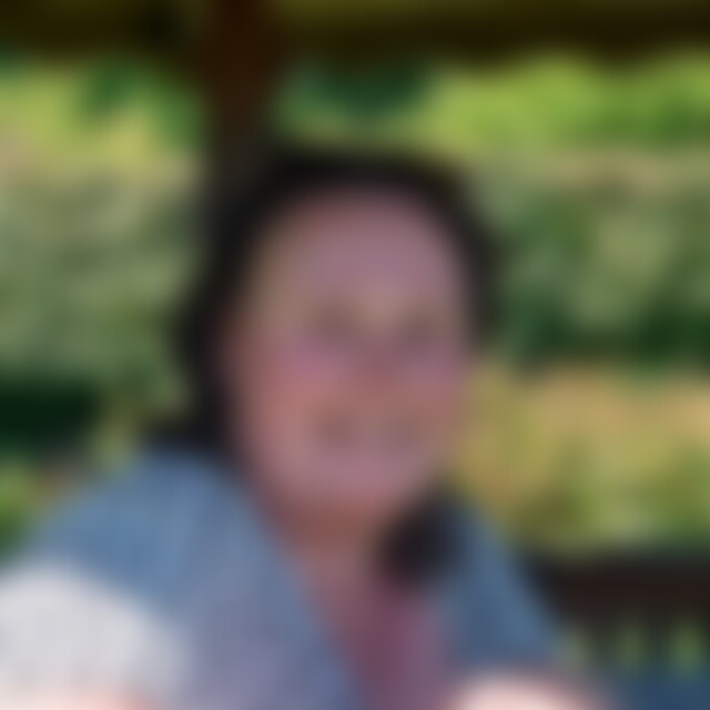 dieGlaubende (33) aus Untermünkheim