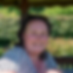 dieGlaubende (33) aus Untermünkheim