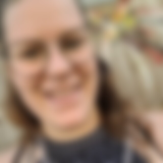 sonnensmiley (25) aus Würzburg