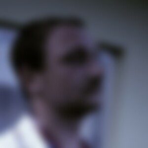 AdeBajor (36) aus Plauen