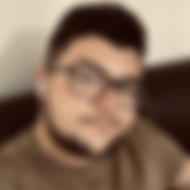 Farraj (28) aus Bielefeld