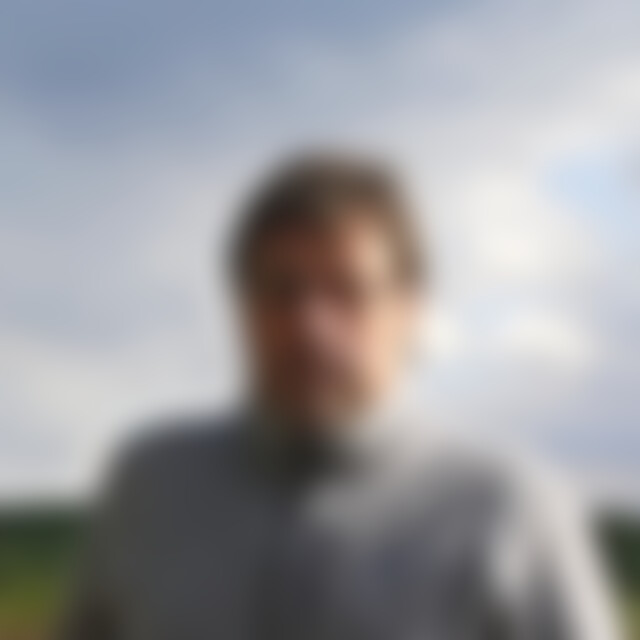 Bullifan (67) aus Daun