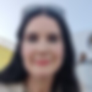 Hopi (50) aus Gebhardshain