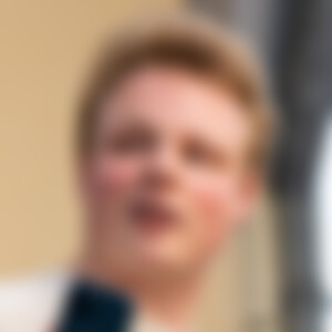 Jonathanengelland (28) aus Mannheim