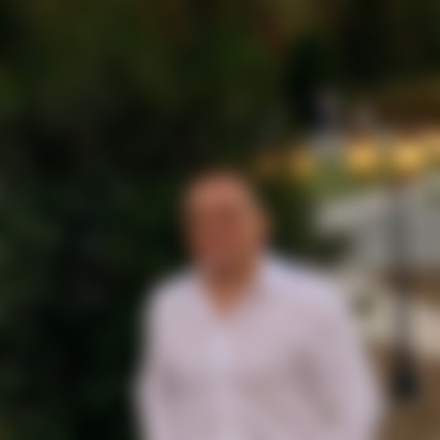 Wadim (50) aus Zur Zeit USA
