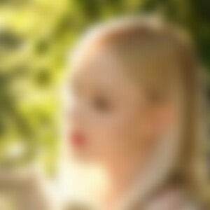 Leoniie (23) aus Frankfurt am Main