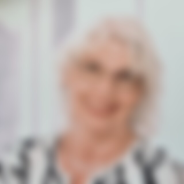 Joyce1 (67) aus Siegen