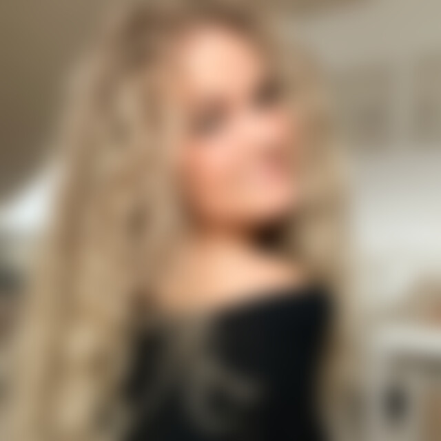 sarahKrs (31) aus SG