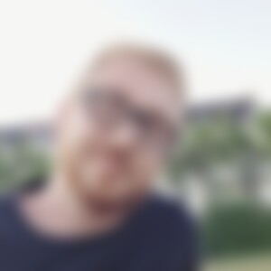 Akob (35) aus Bonn