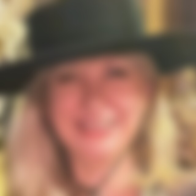 Esthermatern (55) aus Burbach, Saarbrücken