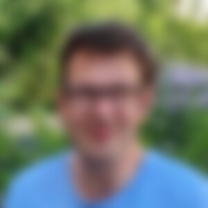 Tobias80 (45) aus Frickenhausen