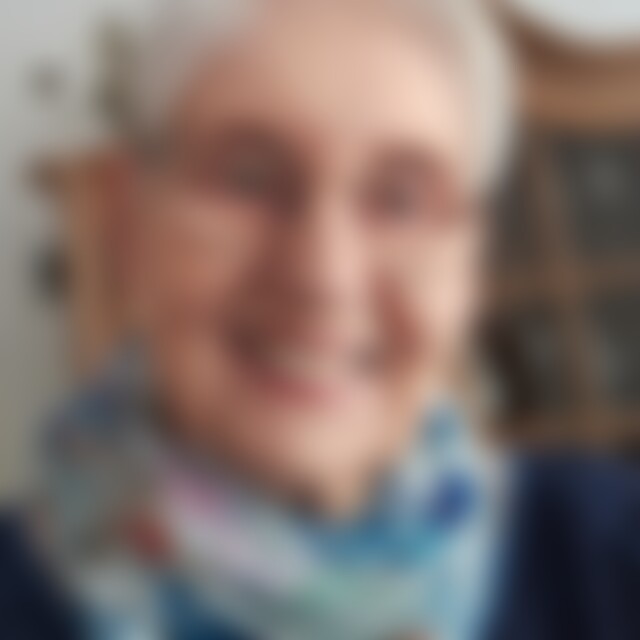 Maja44 (81) aus Berlin