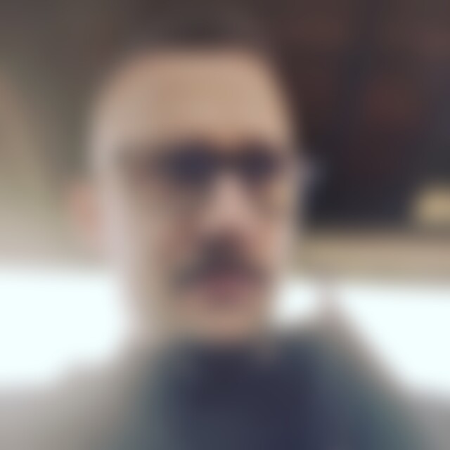 KarlHerchen (32) aus Köln