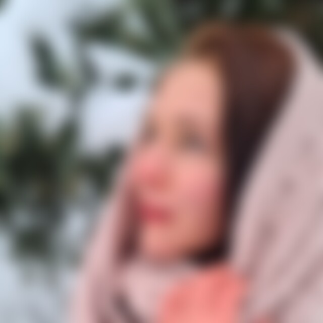 Ninochka (40) aus Tübingen