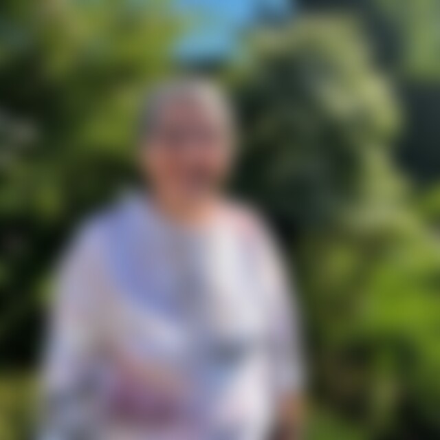Lena86 (68) aus P