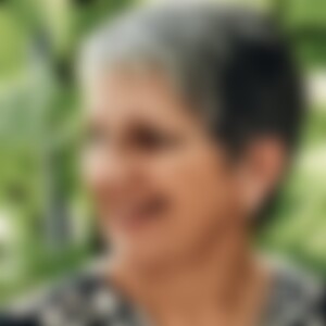Lena86 (68) aus Pforzheim