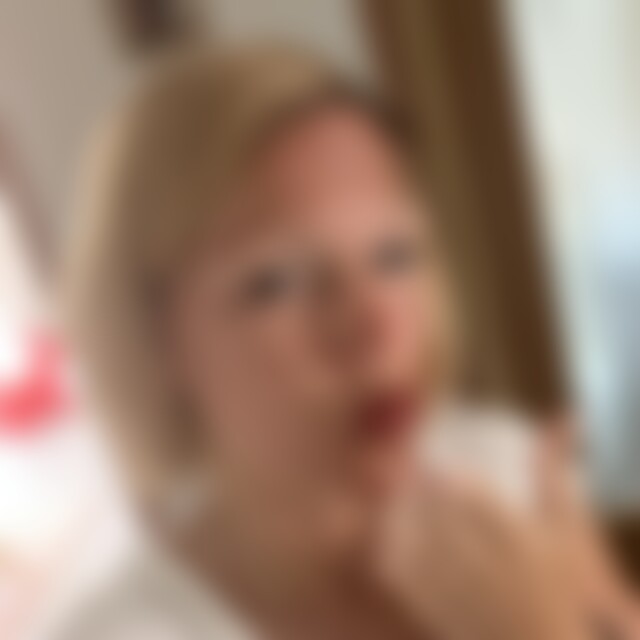 Julez87 (39) aus Duisburg