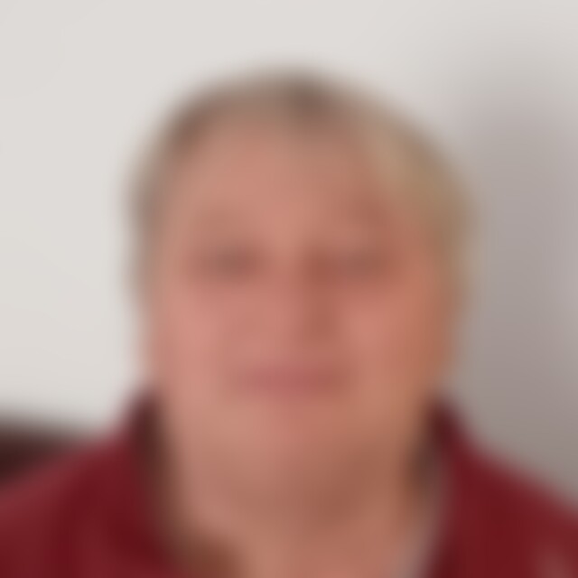 detschiber (67) aus Berlin