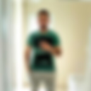 Soufian94 (32) aus Offenbach