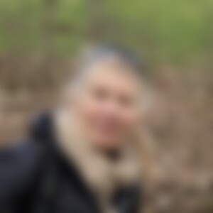 Niemalsnie (71) aus Düsseldorf