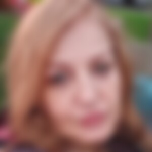 katerine (63) aus Wiesbaden