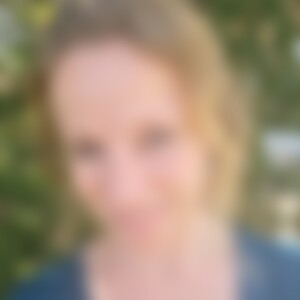 Andrea33 (47) aus 4400