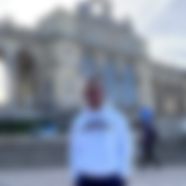 Nauras (36) aus Regensburg
