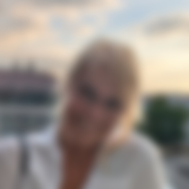 Adriana68 (57) aus Würzburg