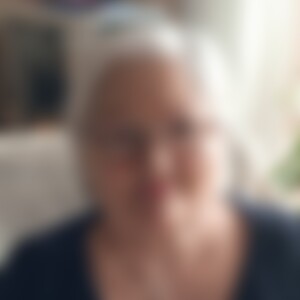 Celia (80) aus GREVENBROICH