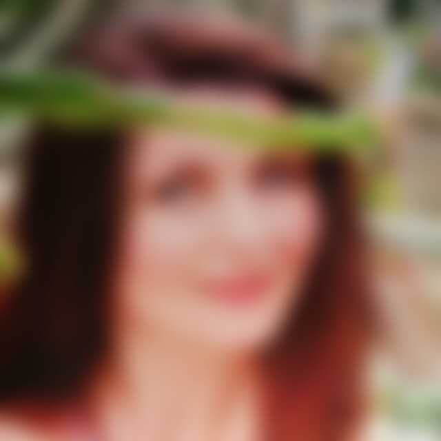Mariane (55) aus Nürnberg