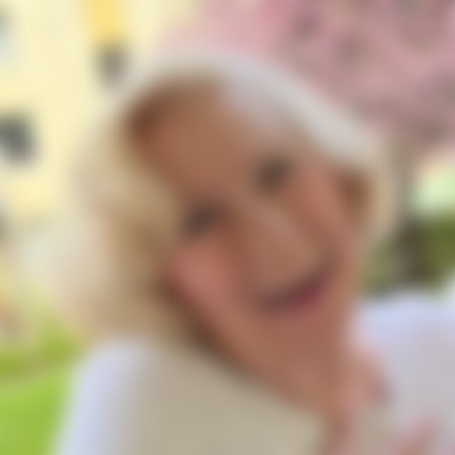 MaryLou (75) aus Hamburg