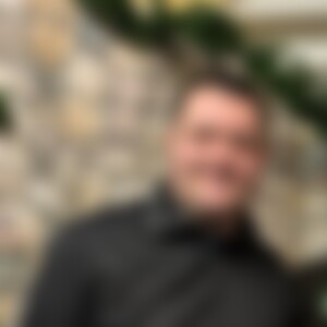 JonBezz (40) aus Sinsheim